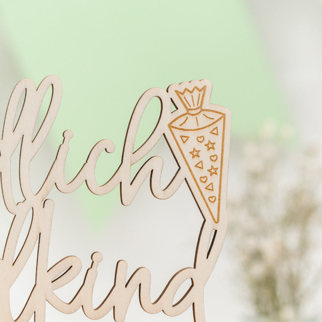 Einschulung Deko Holz "Endlich Schulkind" - 3D Tischaufsteller