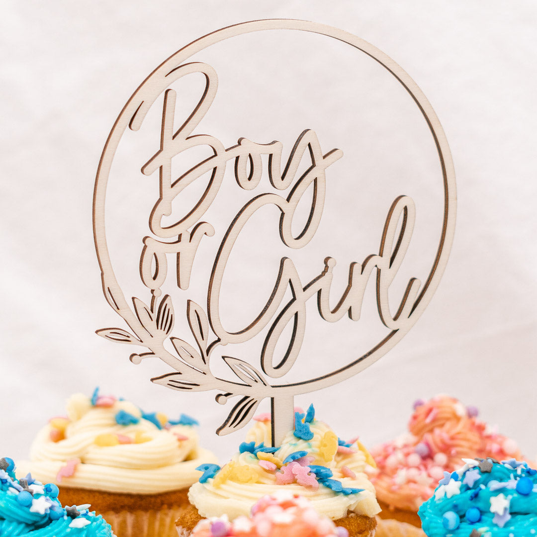 Cake Topper zur Babyparty aus Holz "Boy or Girl"