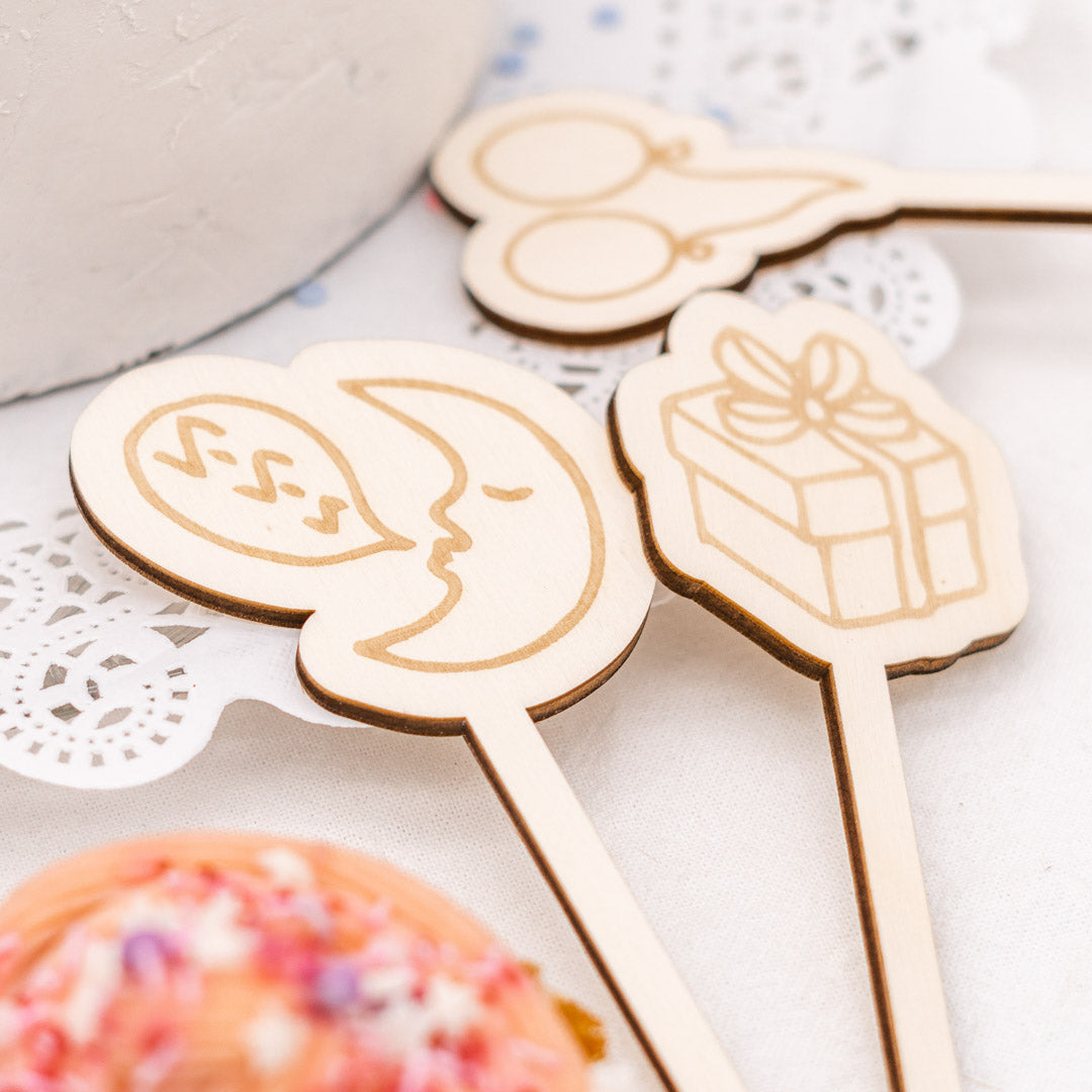 Cake Topper Set zur Babyparty, 7-teilig aus Holz "Oh Baby"