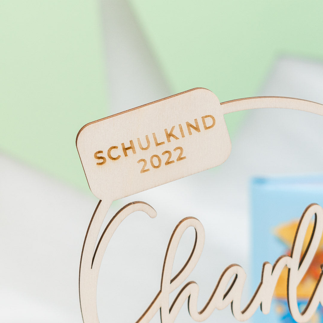 Cake Topper personalisiert zur Einschulung aus Holz "Schultüte"