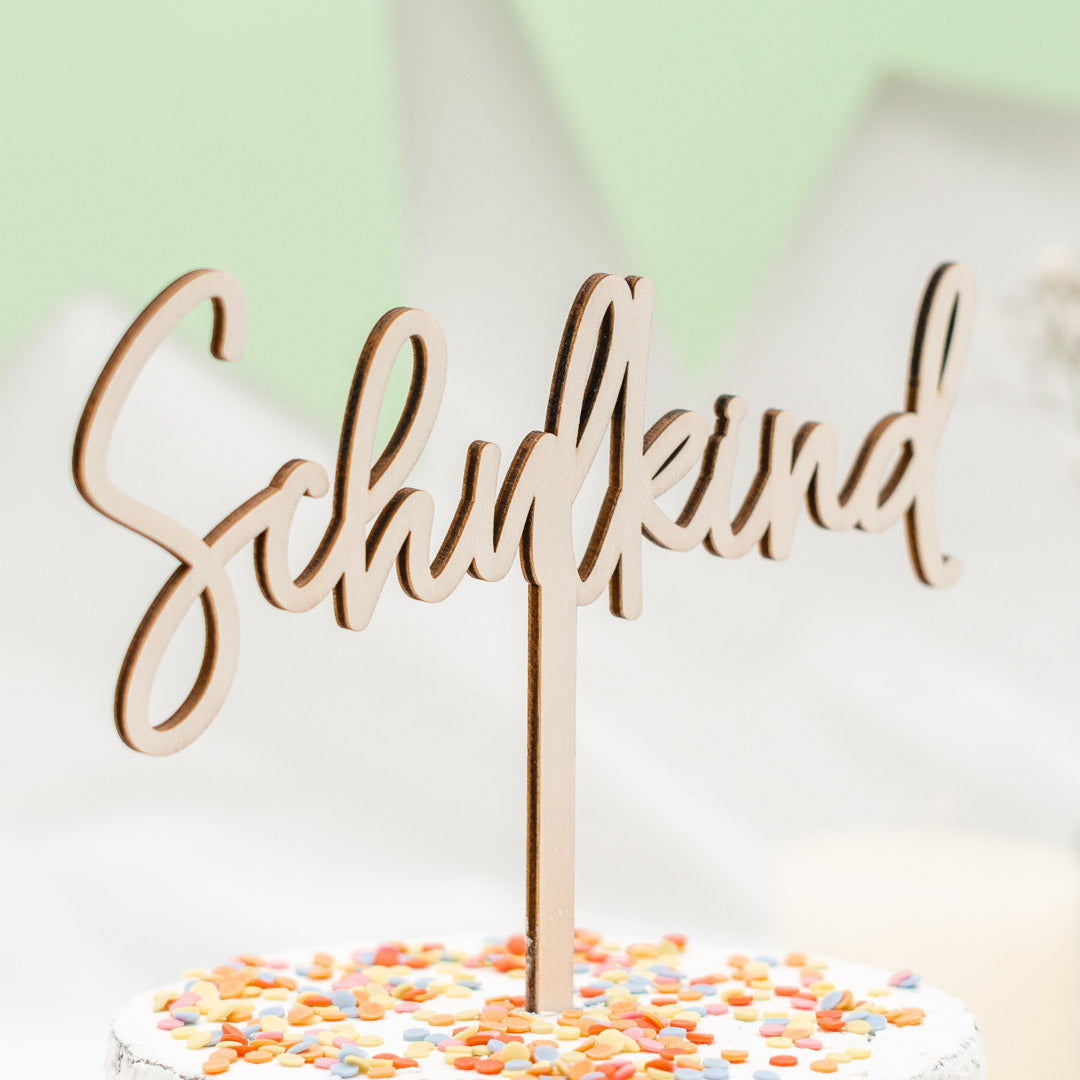 Cake Topper zur Einschulung aus Holz "Schulkind"