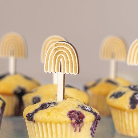 Cake Topper Set für Muffins zum Geburtstag, Taufe aus Holz "Regenbogen"