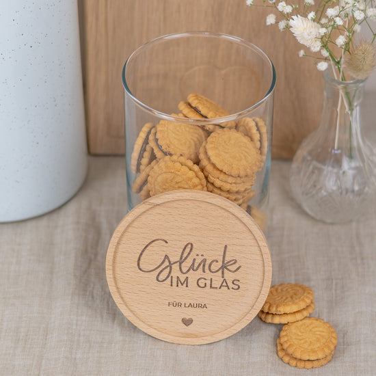 Keksdose personalisiert aus Glas mit Holzdeckel "Glück im Glas"