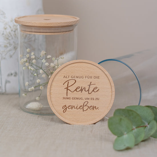 Keksdose zur Rente aus Glas mit Holzdeckel "Rente genießen"